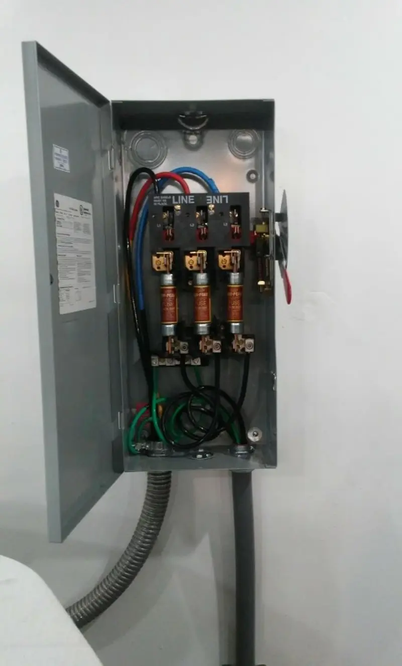 Three-phase disconnect switch installed for Electrical Wiring & Rewiring in Roseville